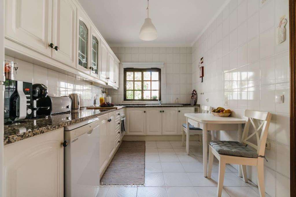 Staysalty - Resort Style Family Beach House With Pool Altura Esterno foto